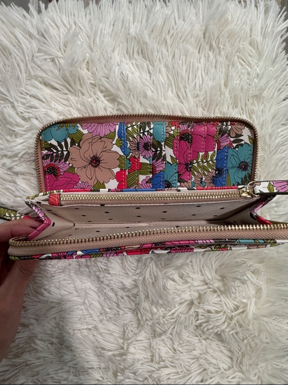 Floral Wristlet Wallet in Pink, Teal & Red - Picture 5 of 5